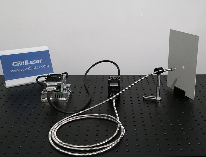 825nm 830nm 1~2W IR Láser de fibra acoplada with adjustable power supply